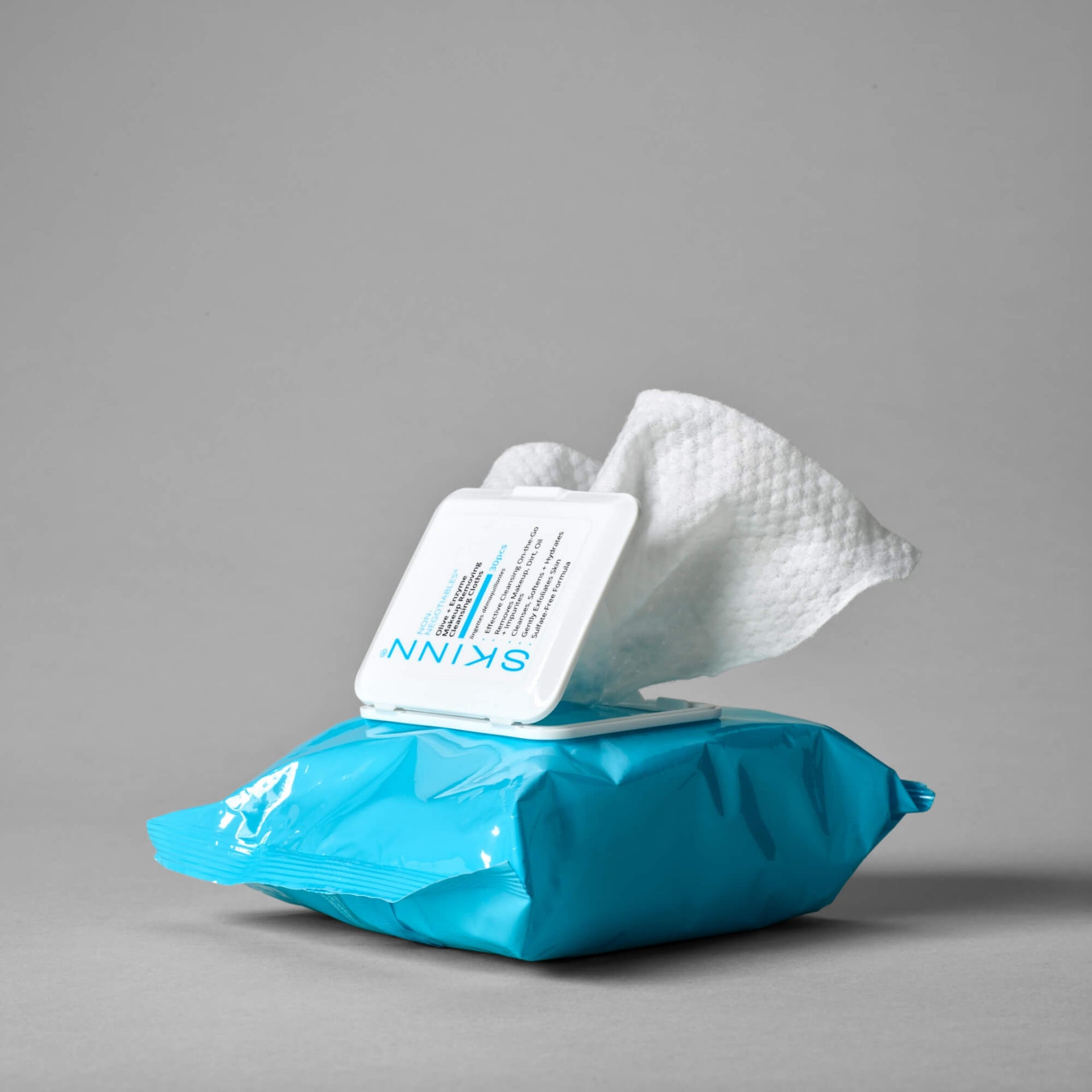 Olive &amp; Enzyme Makeup 30-Piece Cleansing Cloths – SKINN